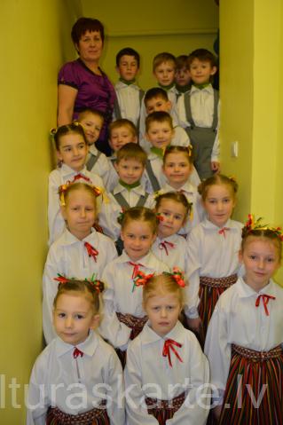 Pienenīte skatē Vecpiebalgā 2014.